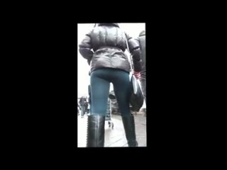 we examine the ass of a girl in leggings